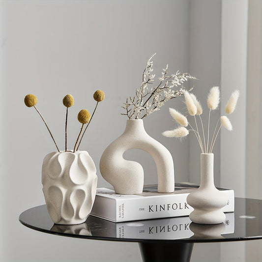 סט 3 אגרטלים מקרמיקה — מינימליסטי, עגול/דונאט וגיאומטרי