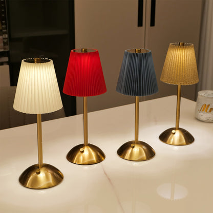 מנורת פליסה נורדית נטענת — נגיעה אחת וכל החדר רגוע