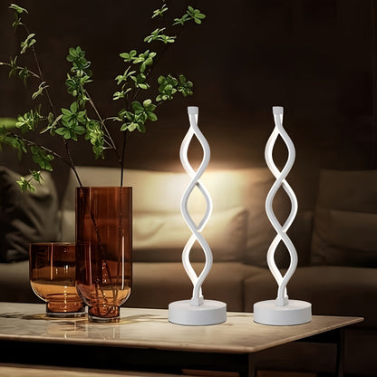 זוג מנורות ספירלה מעוצבות — שלושה גווני אור עם עמעום רציף