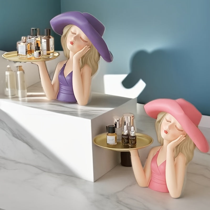 נערת הכובע – מגש דקור רזין אלגנטי