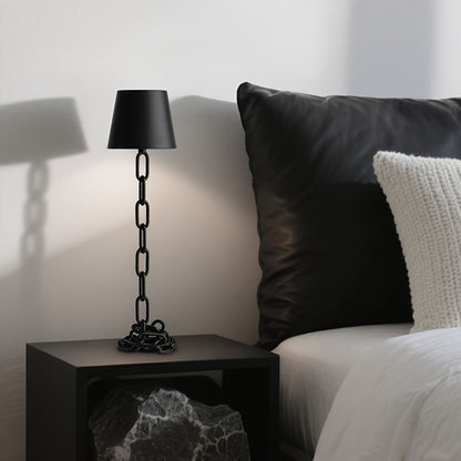 מנורת שרשרת שחורה – טאצ’ אחד לאור בדיוק כמו שאתם אוהבים
