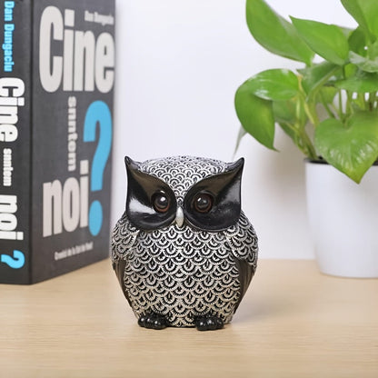 פסל ינשוף בעבודת יציקה – 12 ס״מ של סטייל שמאיר את הבית